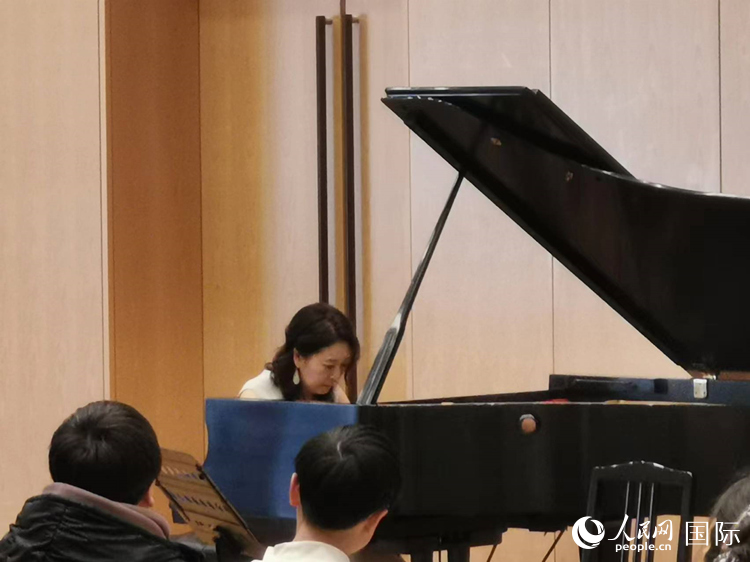 鋼琴家瀨田裕子在京舉辦友好交流鋼琴演奏會(图1)