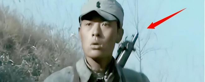 难怪导演不敢拍下半身！镜头向下是不能偷看的“尴尬景象”(图37)