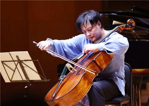 “乐见古典”迎来大提琴演奏家李洋与钢琴合作呈现古典音乐的浪漫之旅(图2)