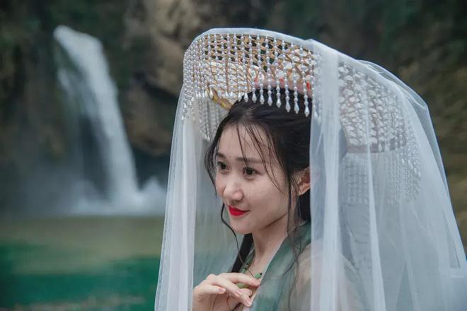 上百名“芙蓉仙女”齐聚武隆芙蓉江仙境盛宴来袭(图6)