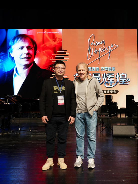 音乐无界：钢琴演奏家吴俊成与世界的对话从南京到全球(图2)