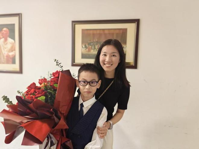 北京中山音乐堂：钢琴少年李沛霖上演中国经典《彩云追月(图3)