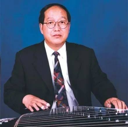 河南安阳：著名古筝演奏家焦金海教授莅临安阳市文源小学参观指导(图2)