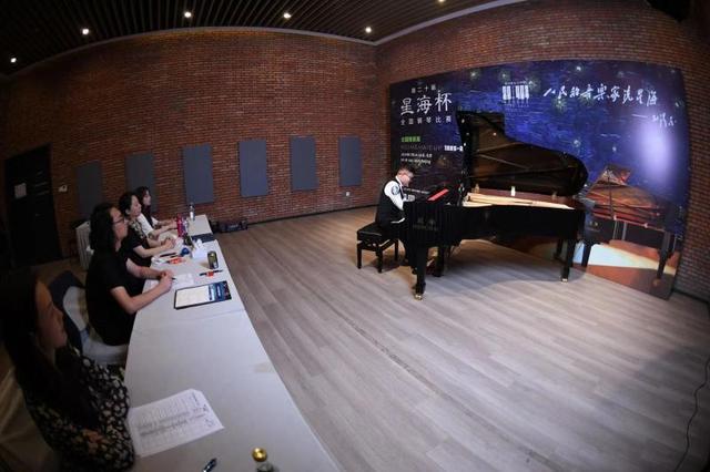 五千名各地琴童来京参加第二十届“星海杯”全国钢琴比赛精英赛(图3)