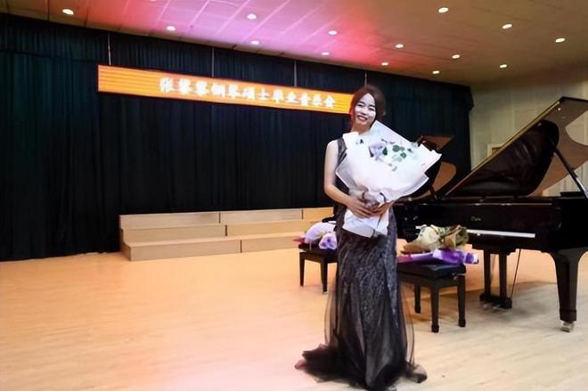 新闻联播专题报道：钢琴才女张黎黎：用音符书写辉煌人生(图4)