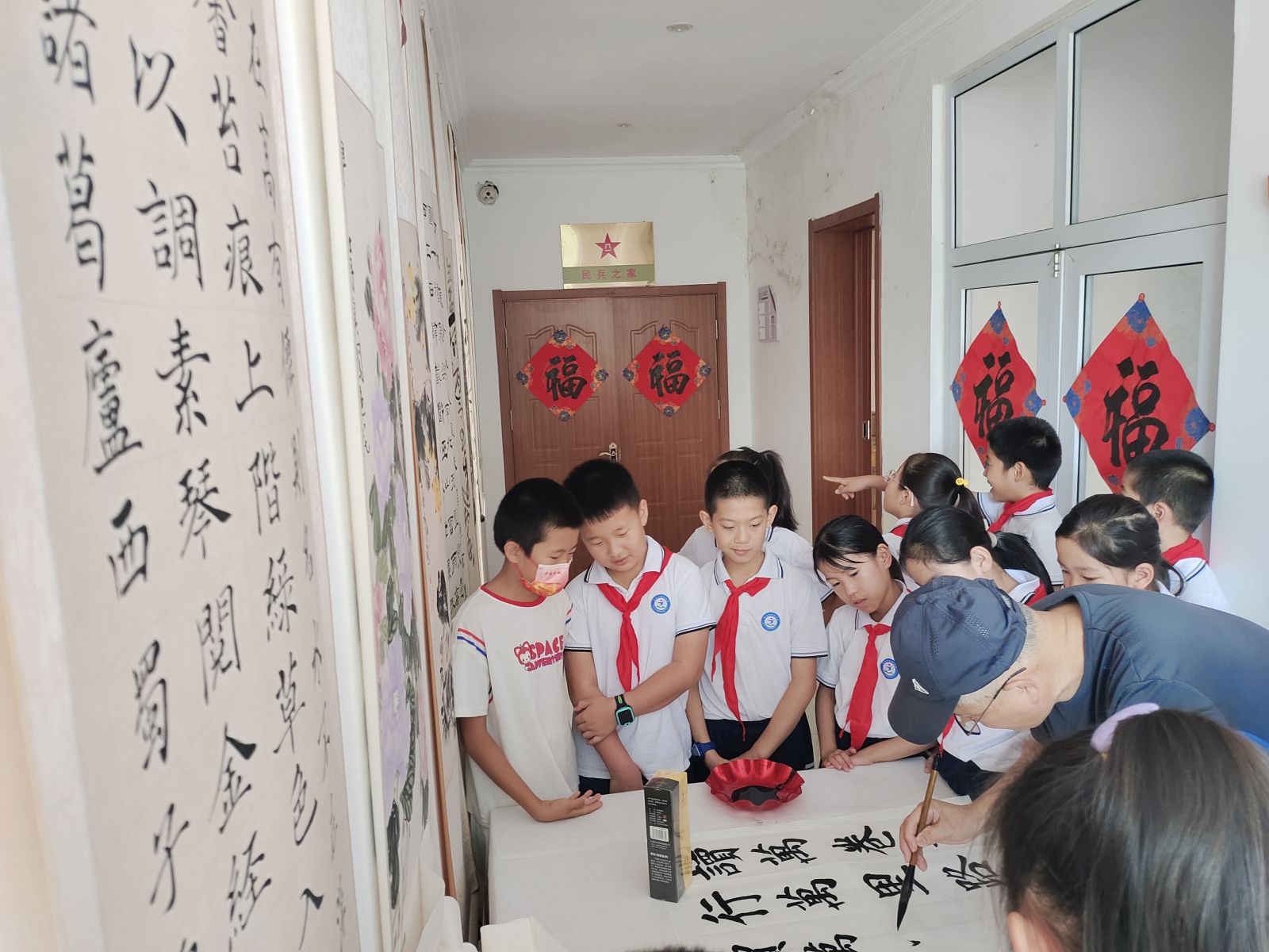 兴城路街道举办“书行青岛阅在兴城”读书月活动(图4)