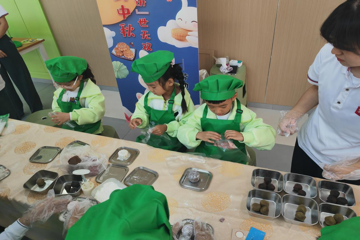 山西万柏林区玉门花园第二小学举行校庆中秋节主题活动(图2)