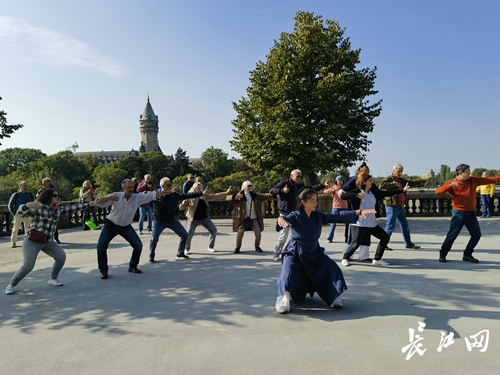 这场遇见架起心的桥梁——“让世界沿着长江读懂中国”走进法国卢森堡(图2)
