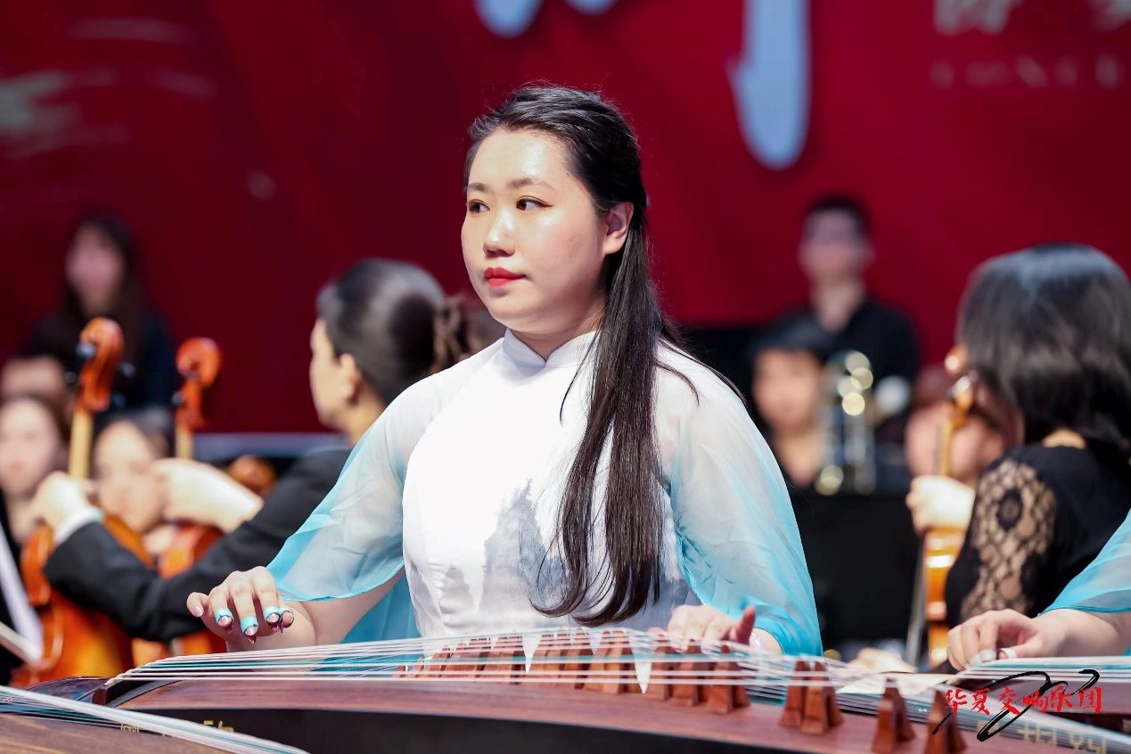 青年古筝演奏家郭翔宇受邀群星闪耀中央歌剧院深情演绎《万疆(图2)