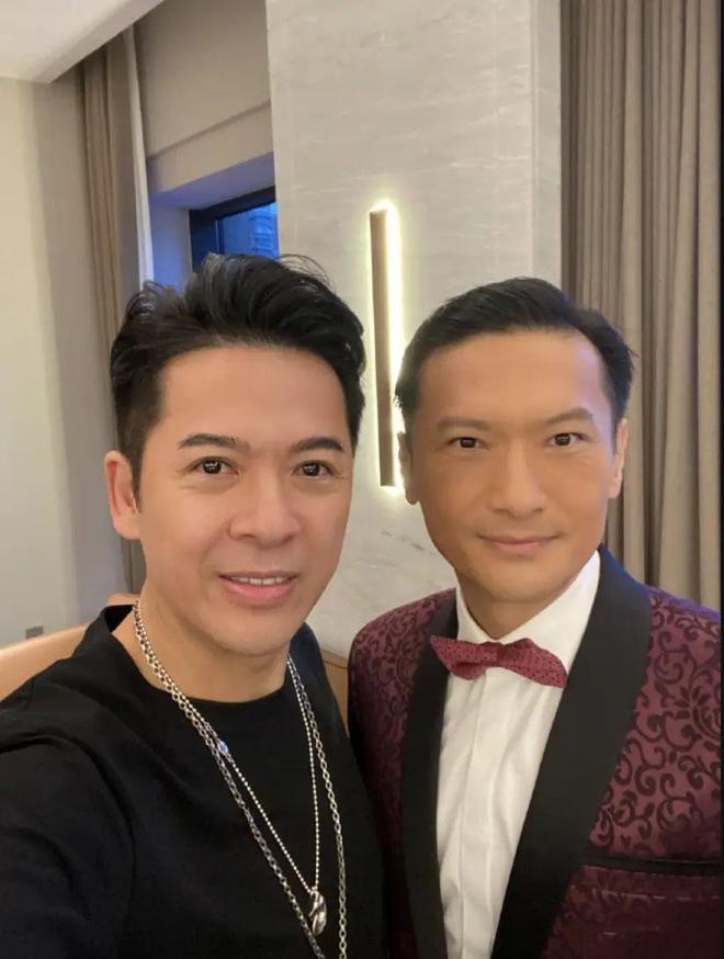 自闭症儿考获钢琴演奏级香港男星大方报喜停工十年付出有回报(图2)