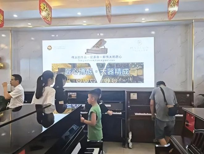 年倒闭7000家！贵族玩具跌落神坛取代的反而是曾最被瞧不起的(图8)