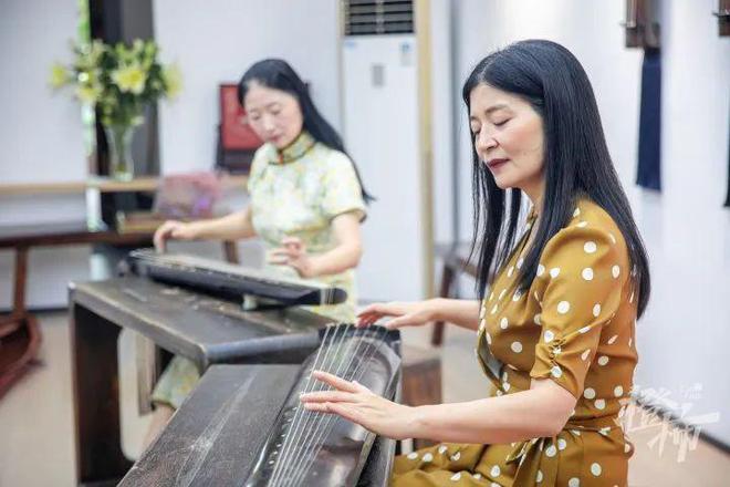 安吉路上传奇女琴师！她教“林黛玉”陈晓旭弹琴还在杭州办了全国第一家古琴馆(图7)