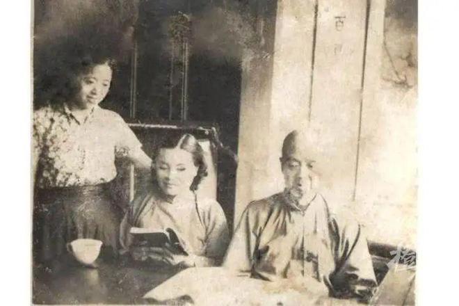 安吉路上传奇女琴师！她教“林黛玉”陈晓旭弹琴还在杭州办了全国第一家古琴馆(图12)