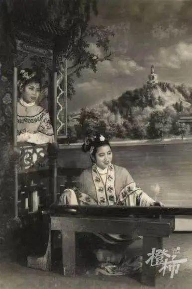 安吉路上传奇女琴师！她教“林黛玉”陈晓旭弹琴还在杭州办了全国第一家古琴馆(图21)