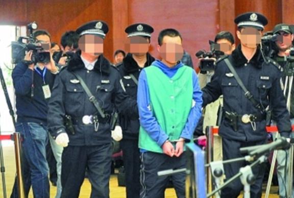大学生药家鑫被判死刑临死想捐出眼角膜父亲：你把罪恶都带走(图25)