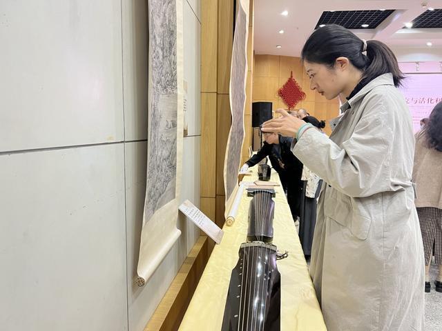 文化中国行博物馆里的古琴应该藏起来还是弹起来？听听专家怎么说(图2)