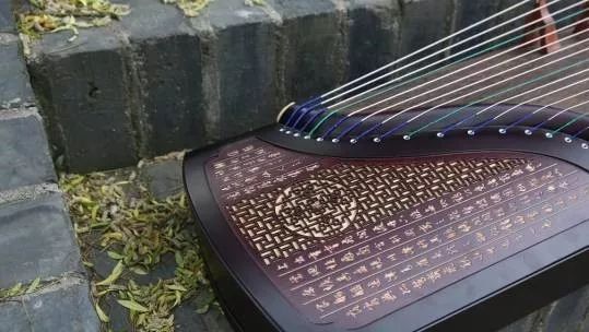 十首经典好听的中国古筝作品听一听耳朵要怀孕(图8)