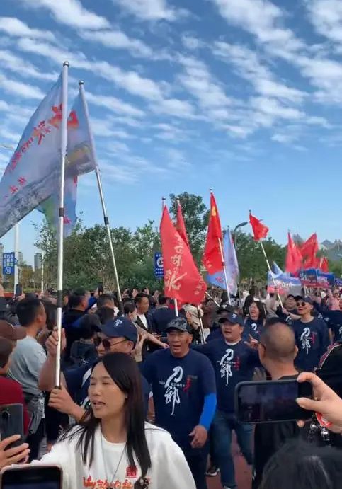 刀郎北京演唱会曝猛料!郭志凯透露:坏人放话搞死他搞黄演唱会(图8)