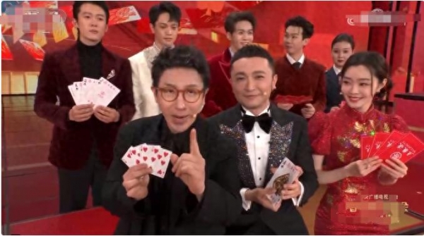 回顾：48岁刘谦确诊癌症停工后发愁一年300万的房租38岁妻子养家(图1)