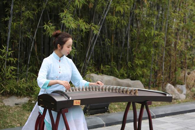 古筝演奏渔舟唱晚时十个手指在和潮水“赛跑”吗？(图3)