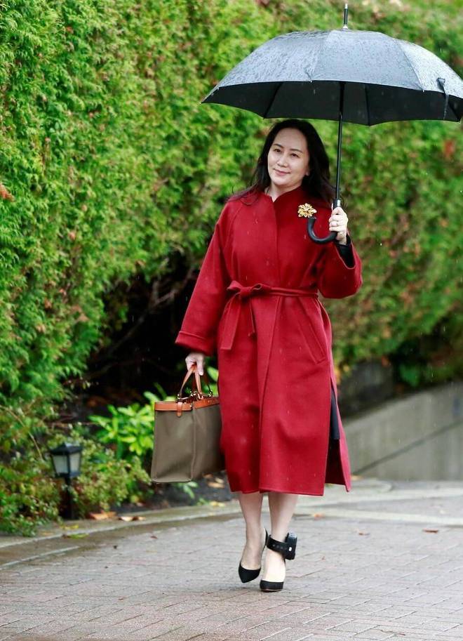 同是任正非的基因孟军和姚凌的女儿一对比一个天上一个地下(图20)