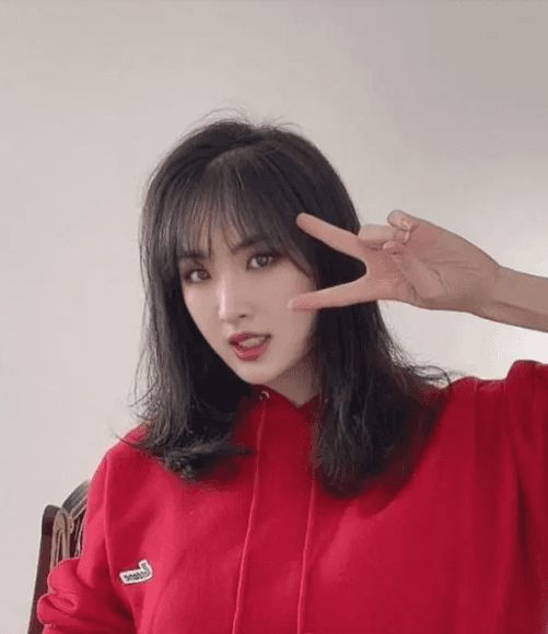 同是任正非的基因孟军和姚凌的女儿一对比一个天上一个地下(图26)