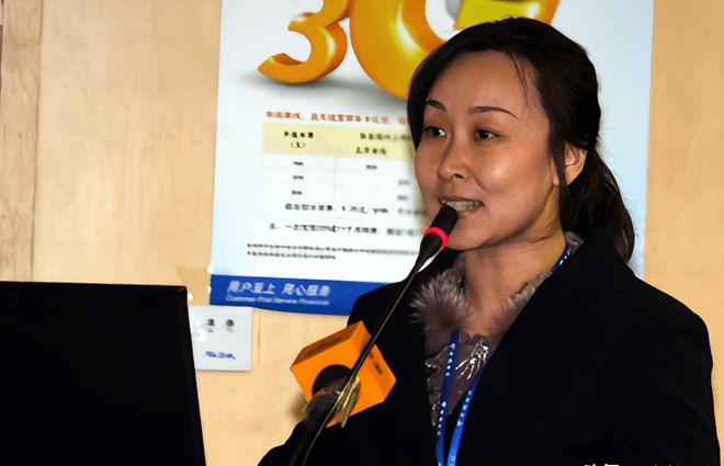 同是任正非的基因孟军和姚凌的女儿一对比一个天上一个地下(图36)