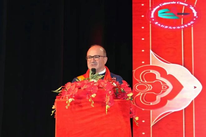 灵蛇舞动庆新春弘扬文化看中华——意大利罗马中华语言学校2025年春晚暨18周年庆活动圆满落幕(图5)