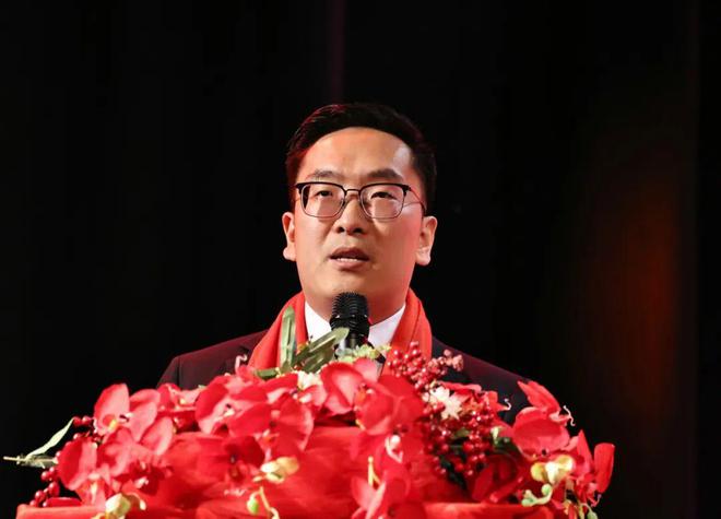 灵蛇舞动庆新春弘扬文化看中华——意大利罗马中华语言学校2025年春晚暨18周年庆活动圆满落幕(图4)