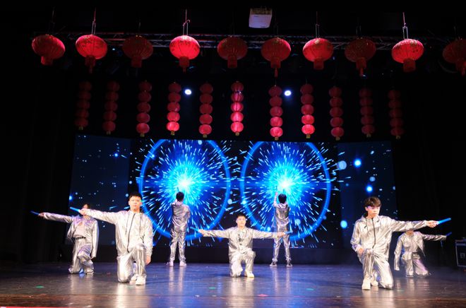 灵蛇舞动庆新春弘扬文化看中华——意大利罗马中华语言学校2025年春晚暨18周年庆活动圆满落幕(图26)