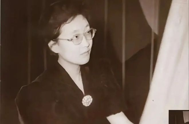 钢琴诗人顾圣婴：第一个拿下国际大奖的中国人最后带着全家自杀(图1)