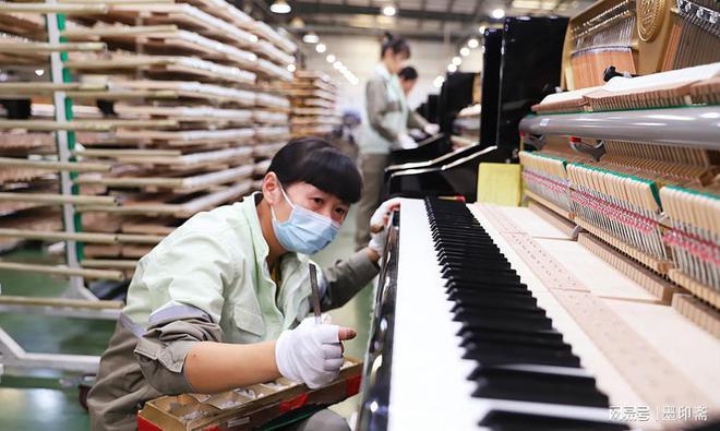 一半钢琴厂倒闭几万块的钢琴5000块都卖不出！中产更惨了(图4)