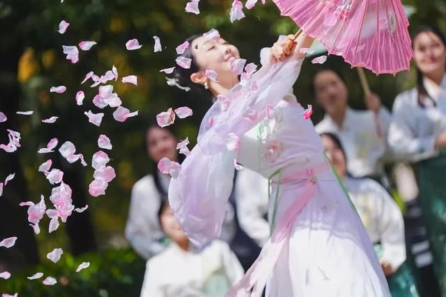 来上海师大体验一场沉浸式“诗语江南”(图2)