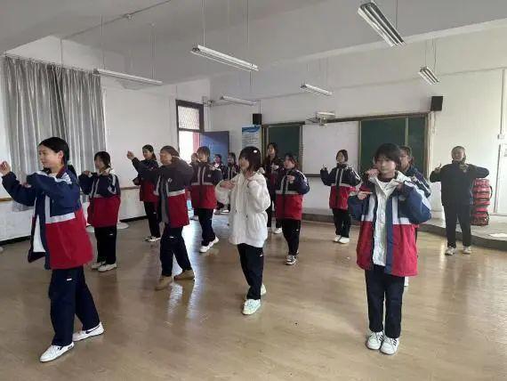 西安市汉都第一学校：缤纷社团展风采多彩校园添活力(图2)