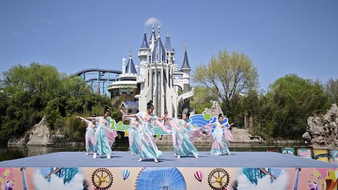 七大文旅地标奏响春日狂想曲潍坊2025花朝节“超长发电中”(图2)