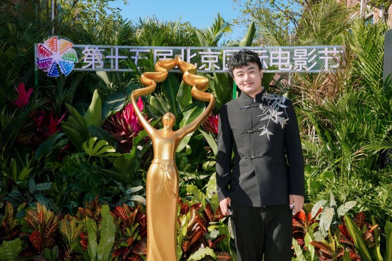 青年古筝演奏家王玗航亮相北京国际电影节艺术盛典尽显东方雅韵(图4)