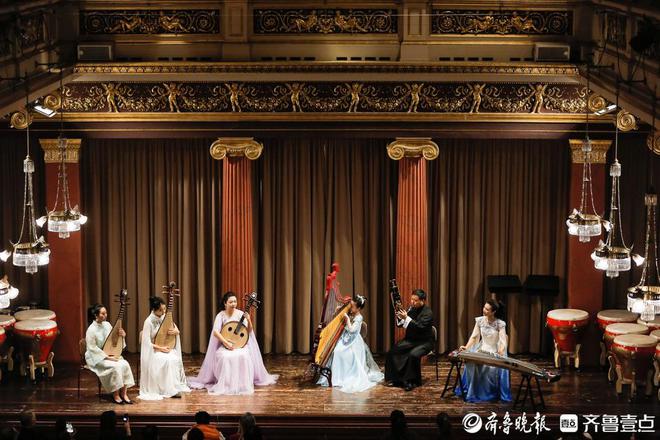 岛城“她”力量｜从青岛城阳到维也纳一位箜篌传承者的弦上清音(图2)