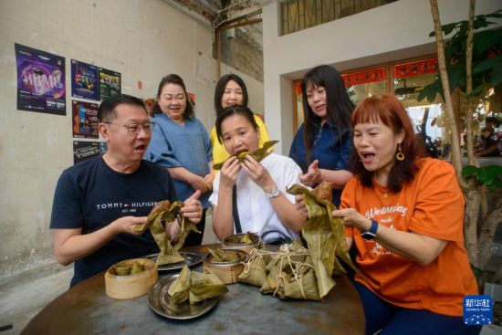 多国举办端午节文化体验活动(图10)