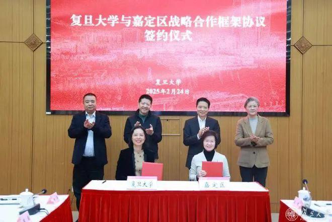 时代之城·雲墅售楼处发布：千年城脉一墅凌云共阅时代大境(图4)