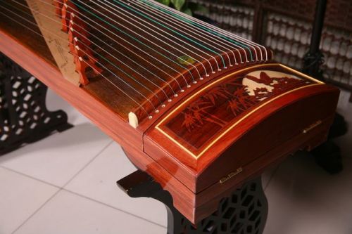 古筝品牌如何选？四大经典品牌特色解析与推荐(图1)