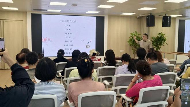 非遗音符点亮白领午休时光(图2)