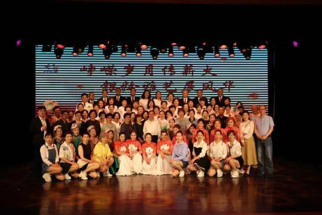 从课堂到舞台！他们用才艺诠释“不老人生”(图7)
