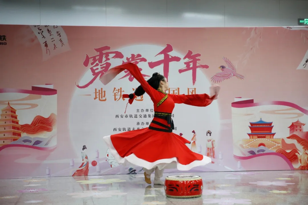 衣冠承礼乐国风入地铁丨“霓裳千年——地铁遇见国风”主题活动启幕(图2)
