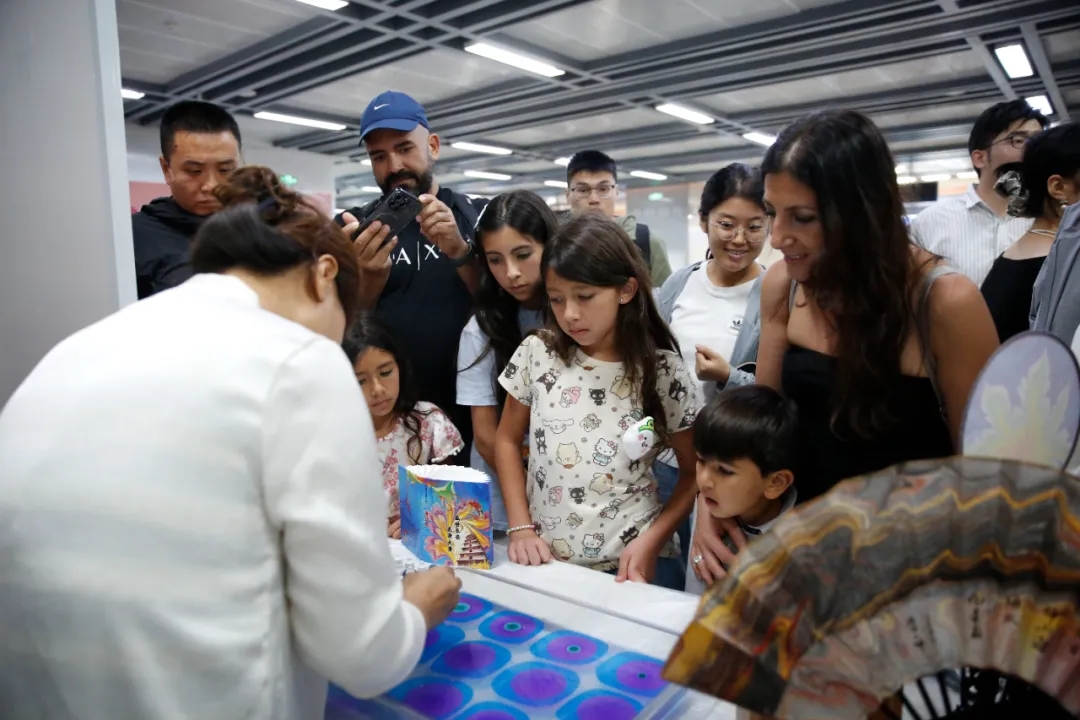 衣冠承礼乐国风入地铁丨“霓裳千年——地铁遇见国风”主题活动启幕(图7)