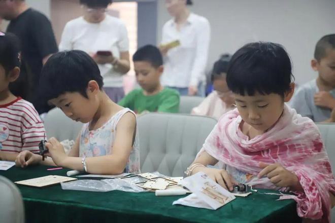 钢琴变身“立体书”!杨浦这场研学营让孩子“阅读”乐器(图4)