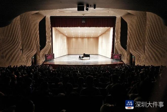 钢琴巨匠奏响湾区深圳学子感受“指尖力量”(图1)