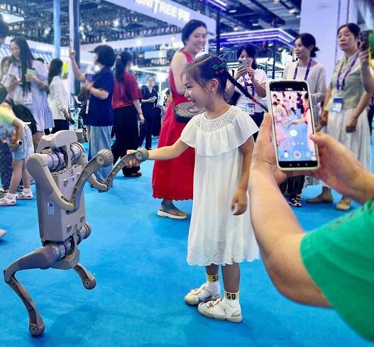 东博会手记：那些握了又握的手(图1)