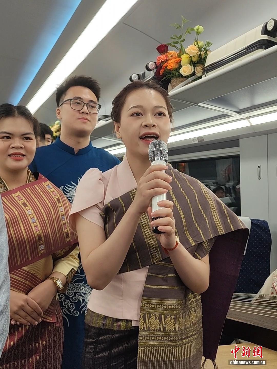 既有速度又有温度！中老铁路架起跨国求学“连心桥”(图1)