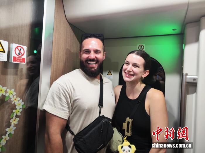 既有速度又有温度！中老铁路架起跨国求学“连心桥”(图7)