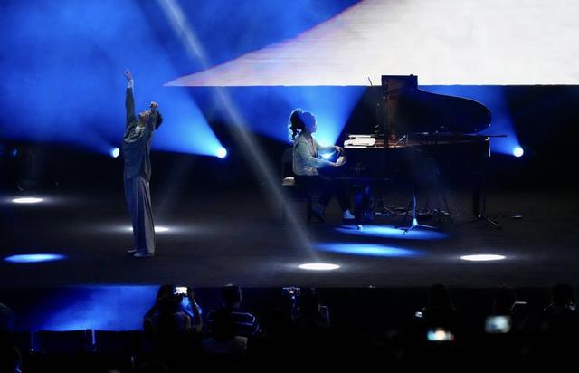 双节之际“遇见之美”奏响上海:AI与人类作曲家同台(图2)